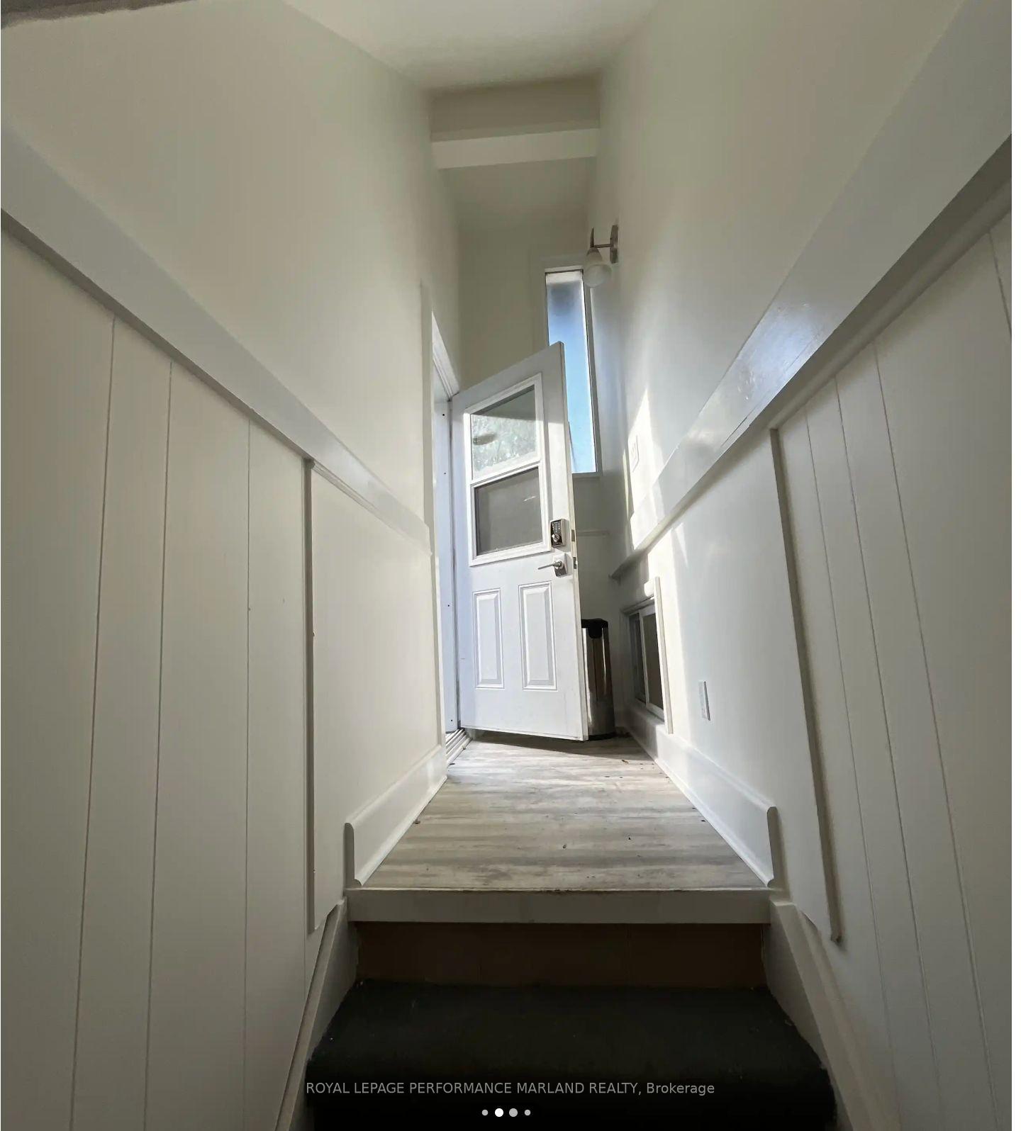 Photo 4 of Unit B, 23 Barton Street, Ottawa, Old Ottawa South — HOMEH