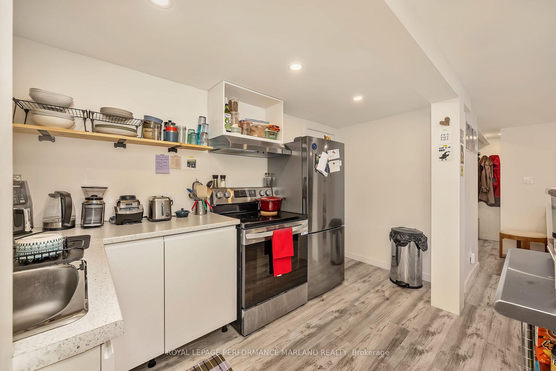 Photo 15 of Unit B, 23 Barton Street, Ottawa, Old Ottawa South — HOMEH