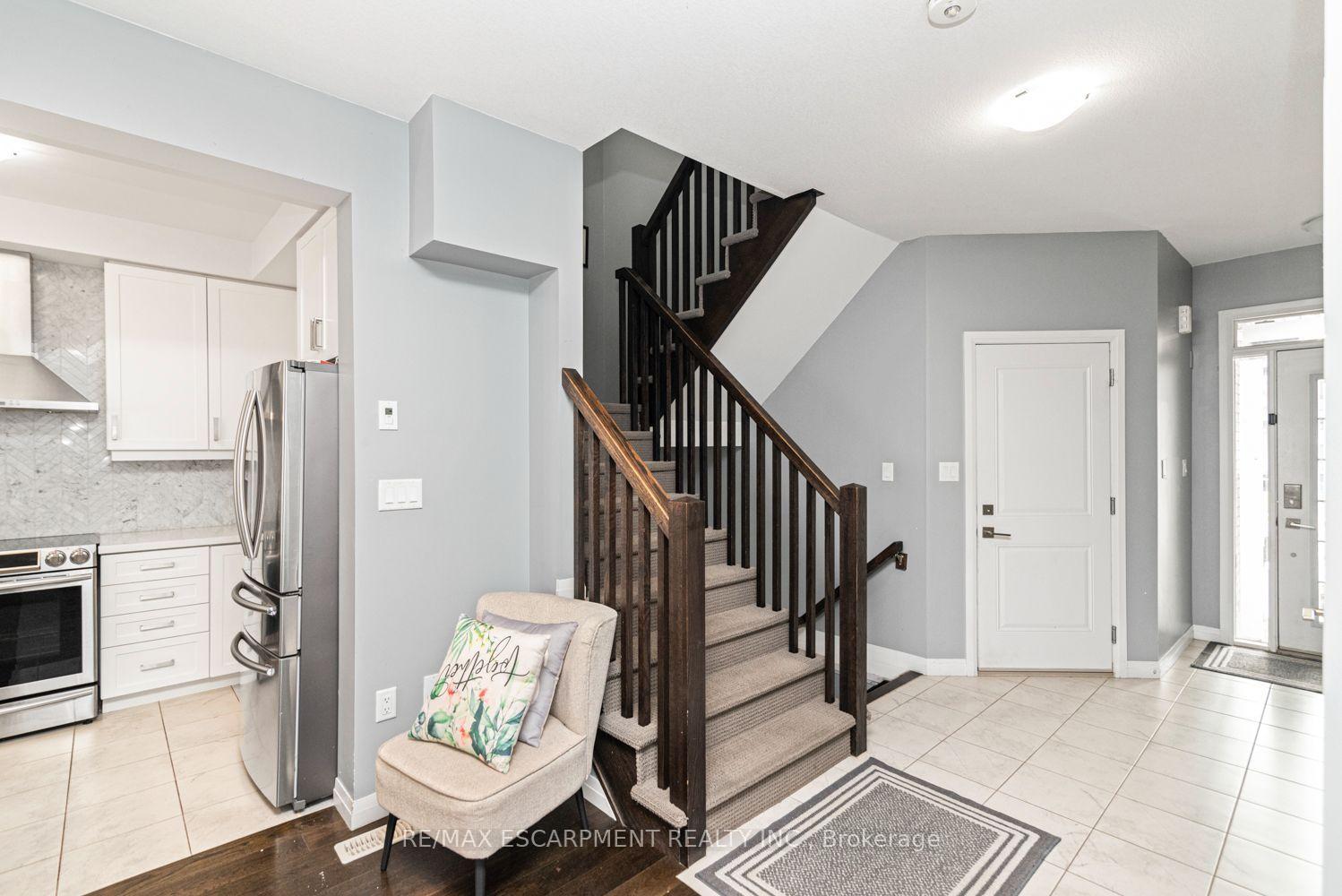 Photo 18 of 55 Greenwich Avenue, Hamilton, Stoney Creek Mountain — HOMEH