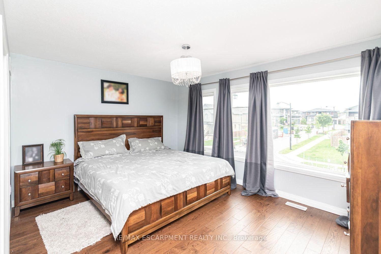 Photo 29 of 55 Greenwich Avenue, Hamilton, Stoney Creek Mountain — HOMEH