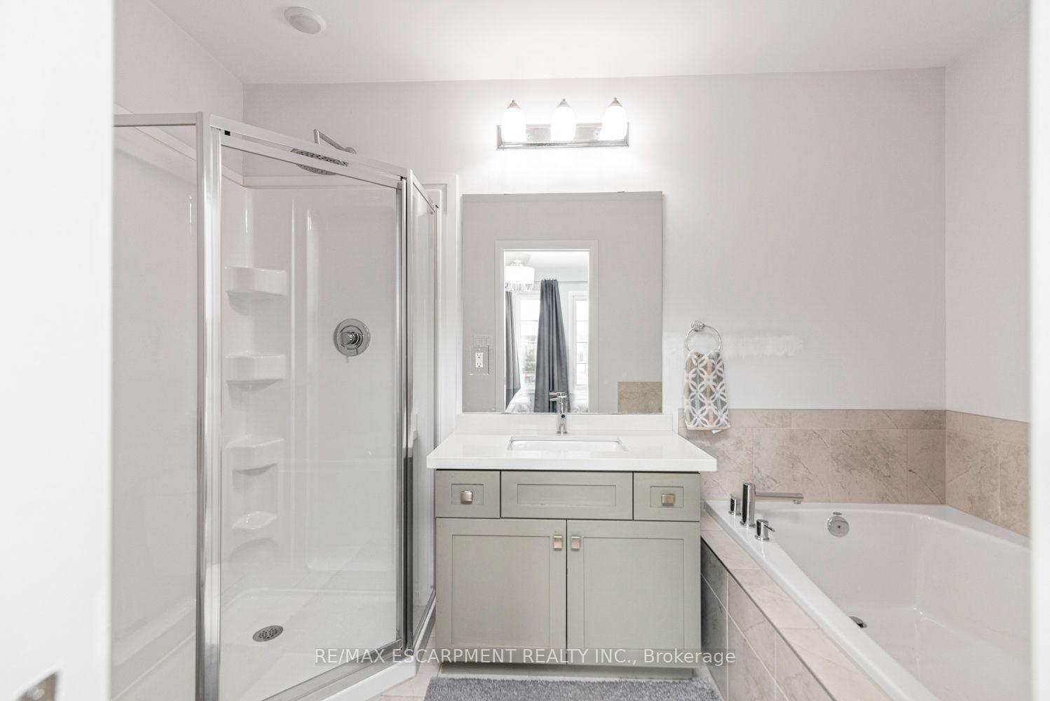 Photo 38 of 55 Greenwich Avenue, Hamilton, Stoney Creek Mountain — HOMEH