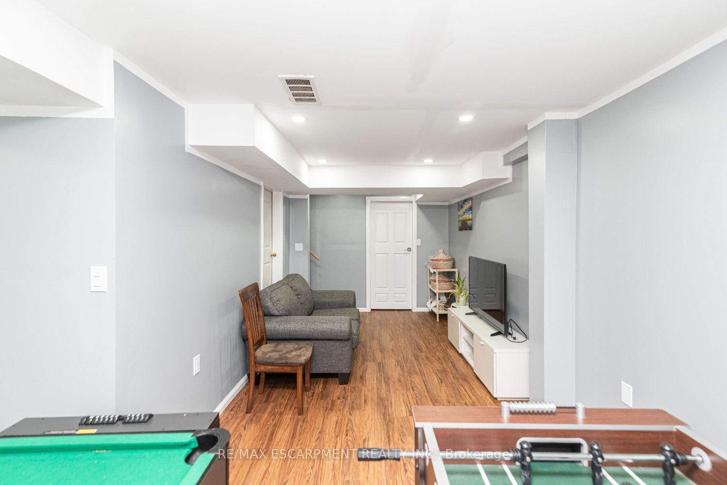 Photo 46 of 55 Greenwich Avenue, Hamilton, Stoney Creek Mountain — HOMEH