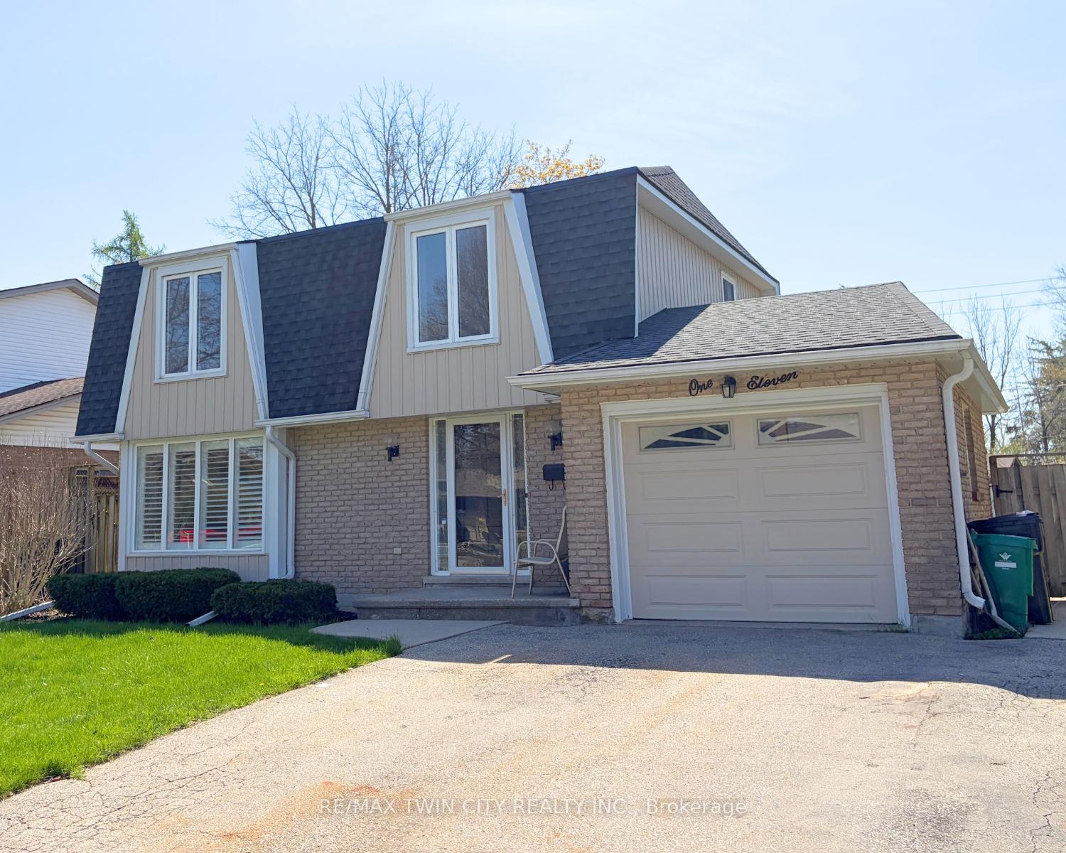 Photo 1 of 111 Manor Drive, Kitchener, Centreville Chicopee — HOMEH