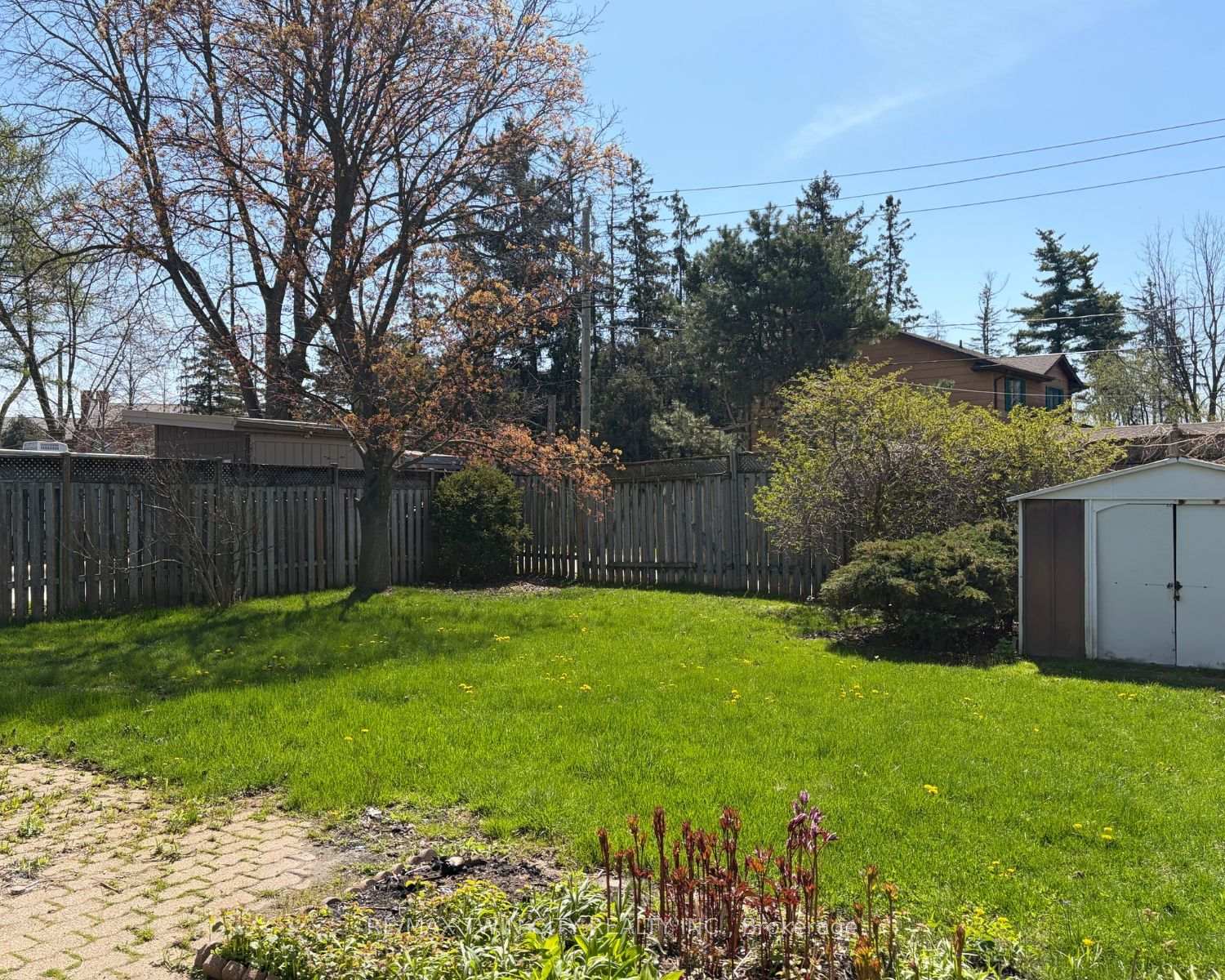 Photo 40 of 111 Manor Drive, Kitchener, Centreville Chicopee — HOMEH