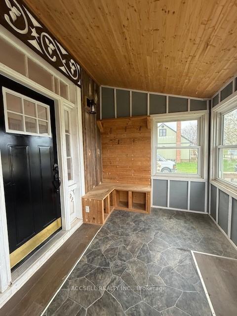 Photo 4 of 8558 Centennial Avenue, Central Elgin, Rural Central Elgin — HOMEH
