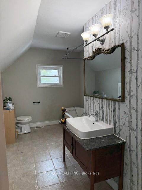 Photo 18 of 8558 Centennial Avenue, Central Elgin, Rural Central Elgin — HOMEH
