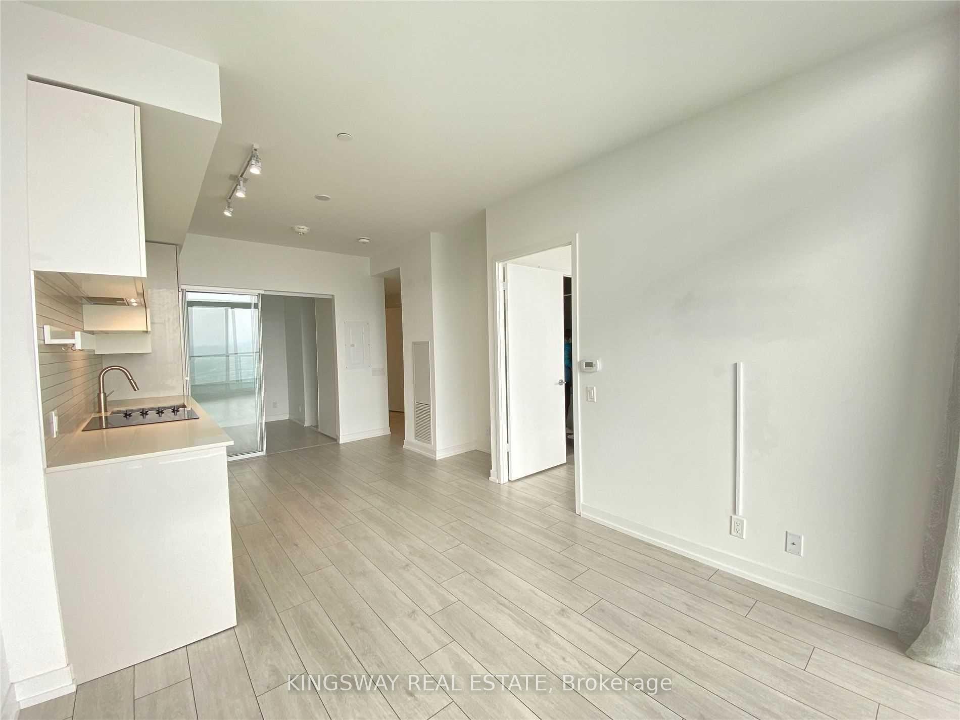 Photo 14 of Unit PH05, 898 Portage Parkway, Vaughan, Vaughan Corporate Centre — HOMEH
