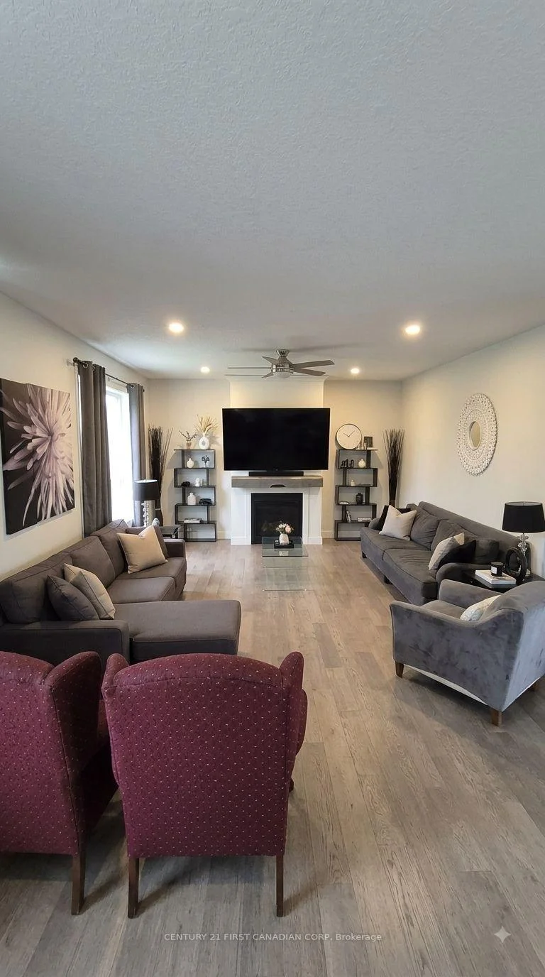 Photo 10 of 44 Kelly Drive, Zorra, Thamesford — HOMEH