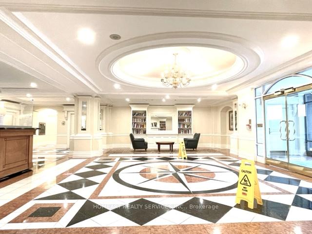 Photo 2 of Unit 805, 889 Bay Street, Toronto, Bay Street Corridor — HOMEH