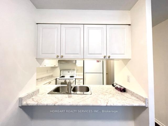 Photo 5 of Unit 805, 889 Bay Street, Toronto, Bay Street Corridor — HOMEH