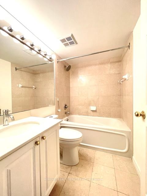 Photo 12 of Unit 805, 889 Bay Street, Toronto, Bay Street Corridor — HOMEH