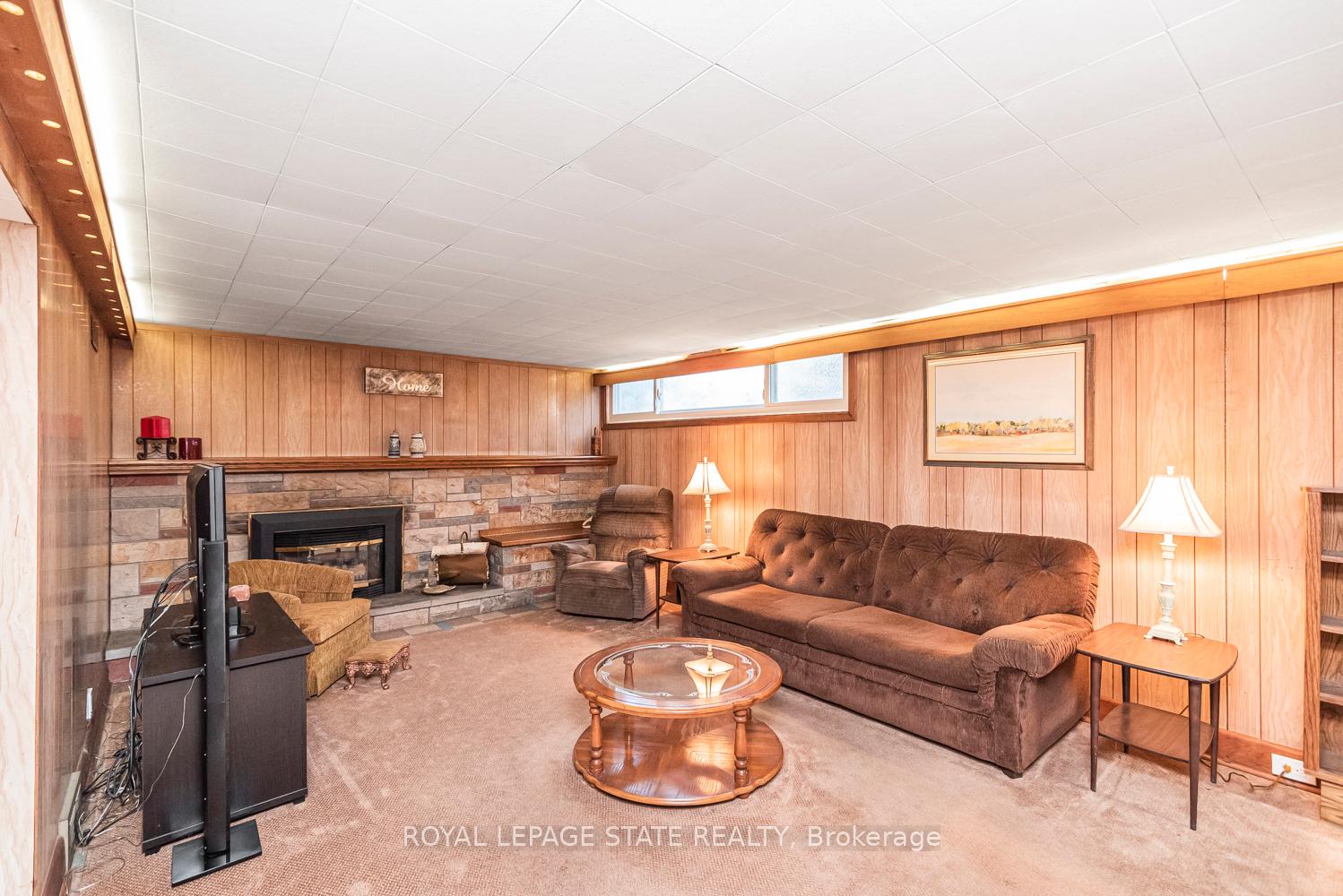 Photo 28 of 124 Broker Drive, Hamilton, Huntington — HOMEH