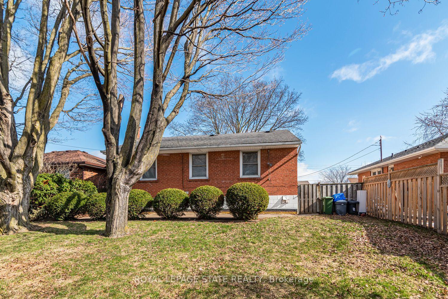 Photo 38 of 124 Broker Drive, Hamilton, Huntington — HOMEH