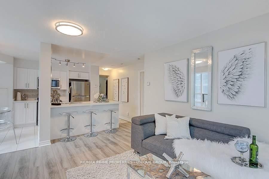 Photo 5 of Unit 1906, 30 Grand Trunk Crescent, Toronto, Waterfront Communities — HOMEH