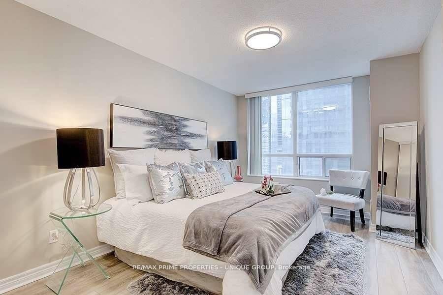Photo 10 of Unit 1906, 30 Grand Trunk Crescent, Toronto, Waterfront Communities — HOMEH