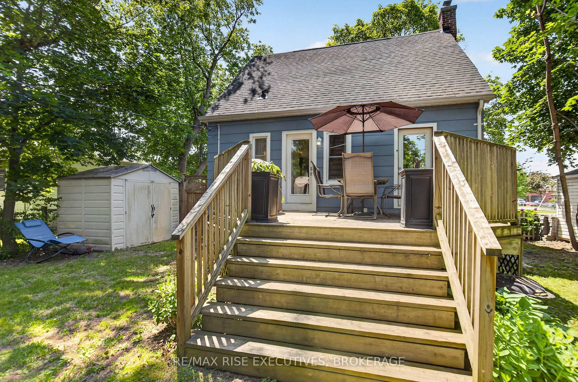 Photo 10 of 807 Brock Street, Kingston, Central City East — HOMEH