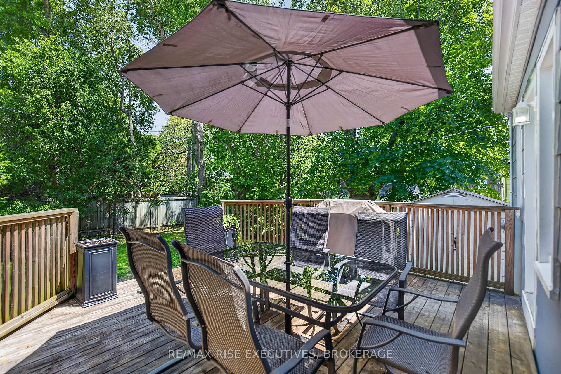 Photo 12 of 807 Brock Street, Kingston, Central City East — HOMEH