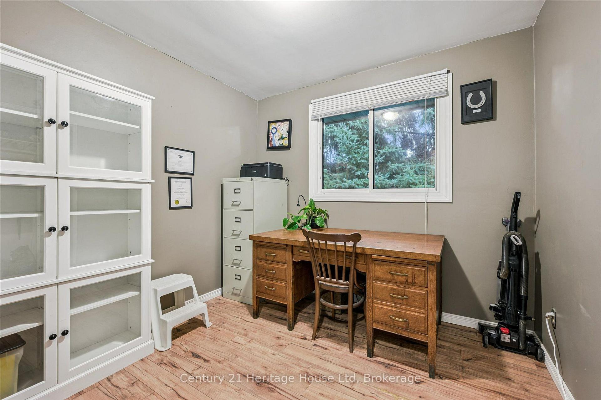 Photo 20 of 653 Perry Street, Centre Wellington, Fergus — HOMEH