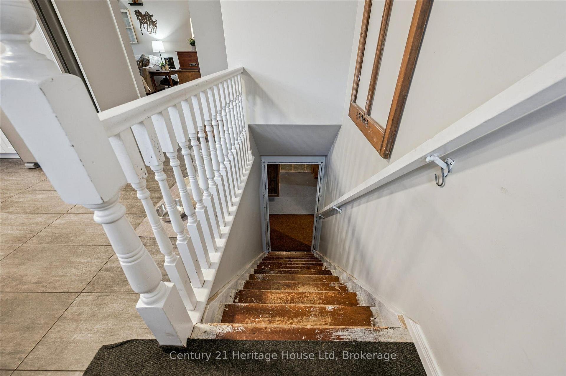 Photo 25 of 653 Perry Street, Centre Wellington, Fergus — HOMEH