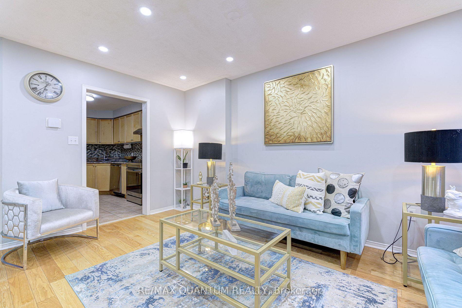 Photo 7 of 7204 Frontier Ridge, Mississauga, Meadowvale Village — HOMEH
