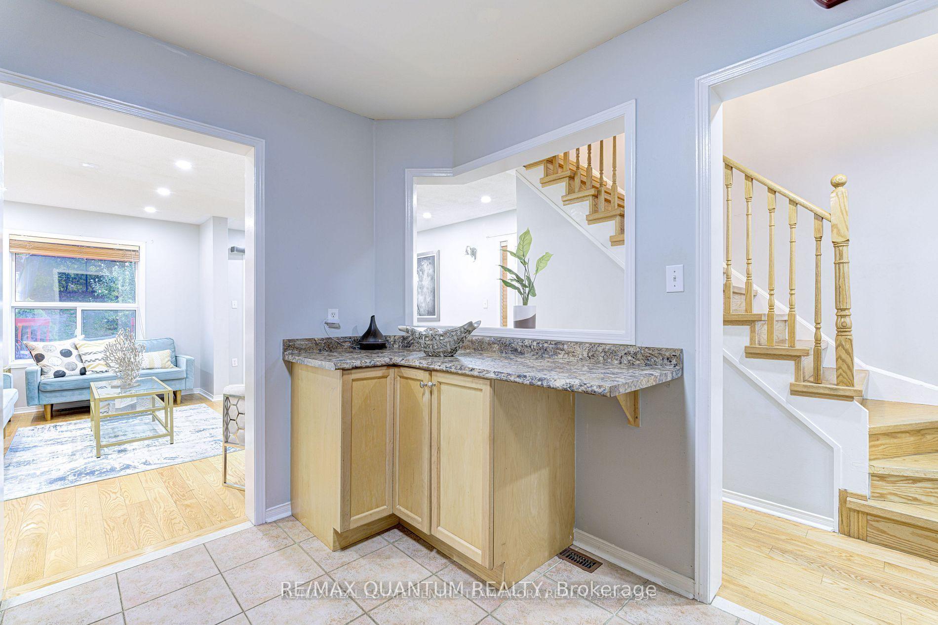 Photo 13 of 7204 Frontier Ridge, Mississauga, Meadowvale Village — HOMEH