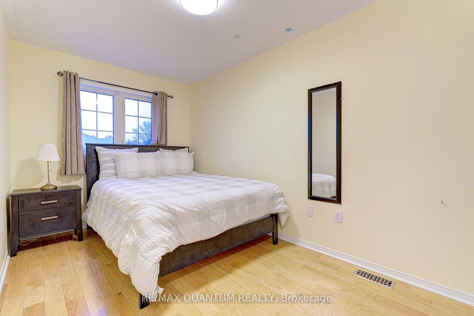 Photo 21 of 7204 Frontier Ridge, Mississauga, Meadowvale Village — HOMEH
