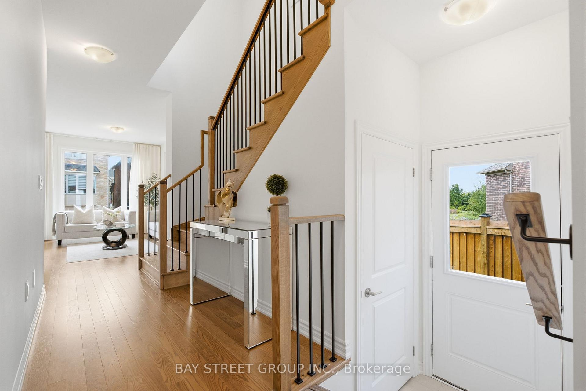 Photo 7 of 30 Velvet Drive, Whitby, Rural Whitby — HOMEH