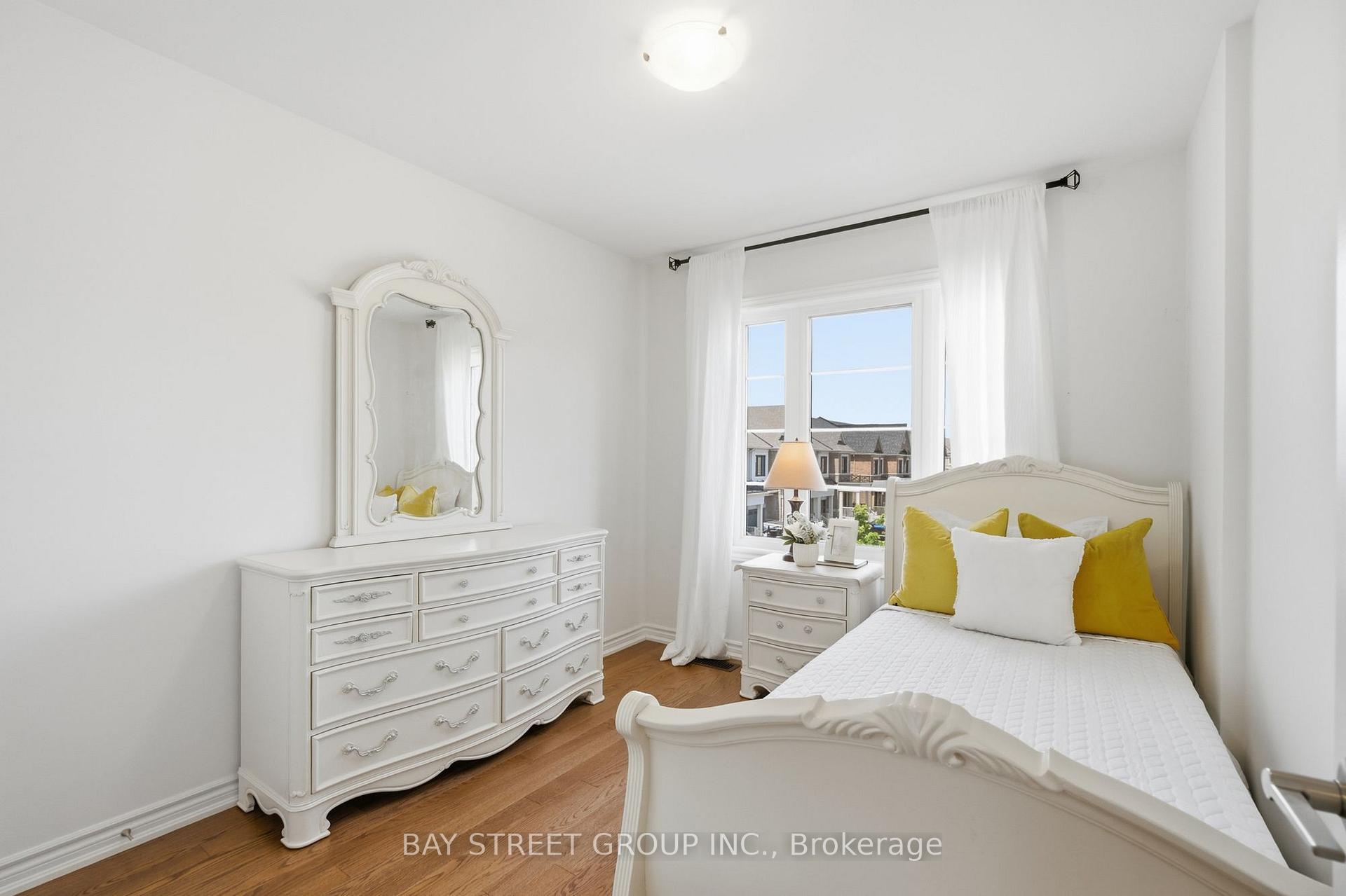 Photo 27 of 30 Velvet Drive, Whitby, Rural Whitby — HOMEH
