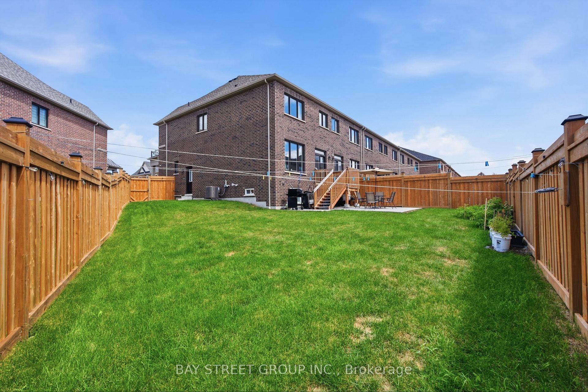 Photo 40 of 30 Velvet Drive, Whitby, Rural Whitby — HOMEH