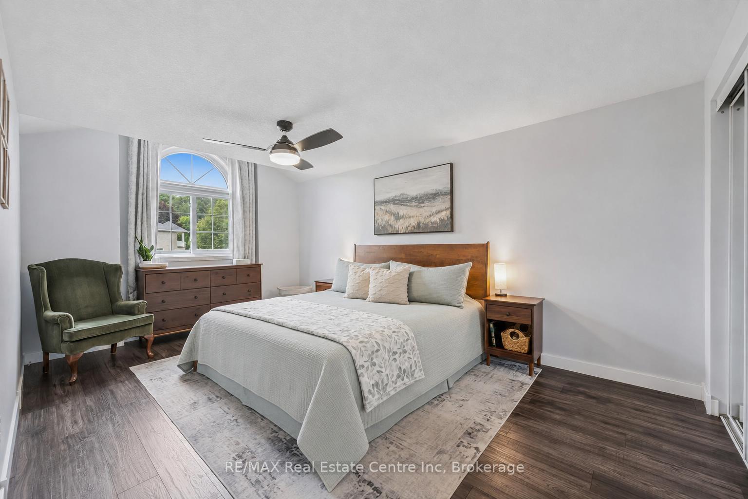 Photo 10 of 20 Pratt Place, Cambridge, Hespeler Village — HOMEH