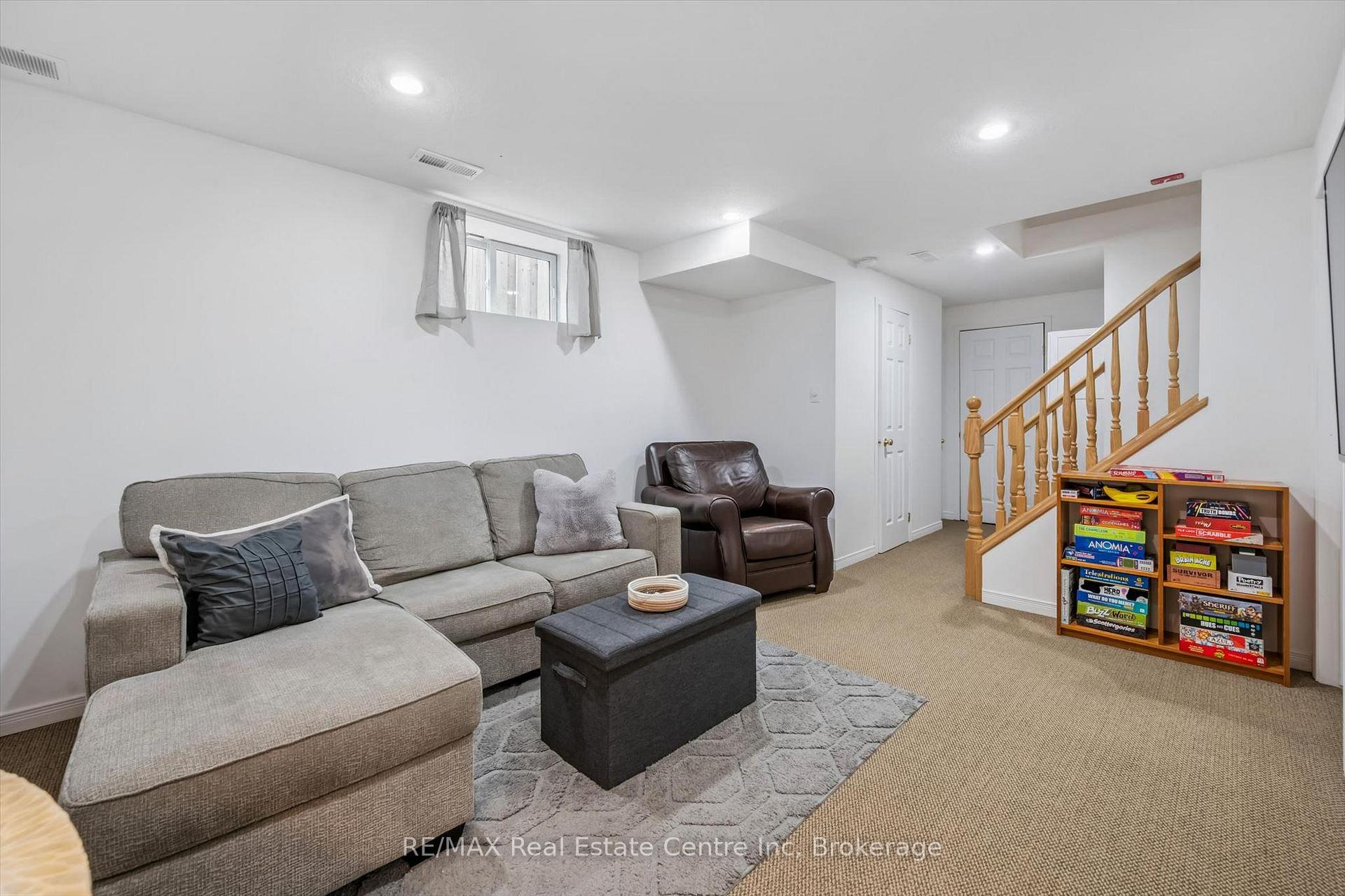 Photo 14 of 20 Pratt Place, Cambridge, Hespeler Village — HOMEH