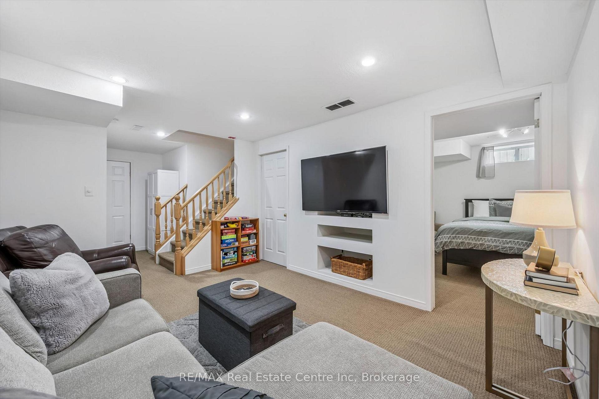 Photo 15 of 20 Pratt Place, Cambridge, Hespeler Village — HOMEH