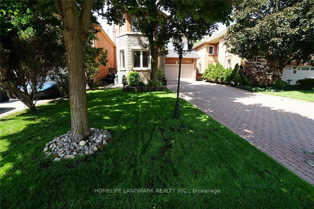 Photo 3 of 4887 Natkarni Crescent, Mississauga, East Credit — HOMEH