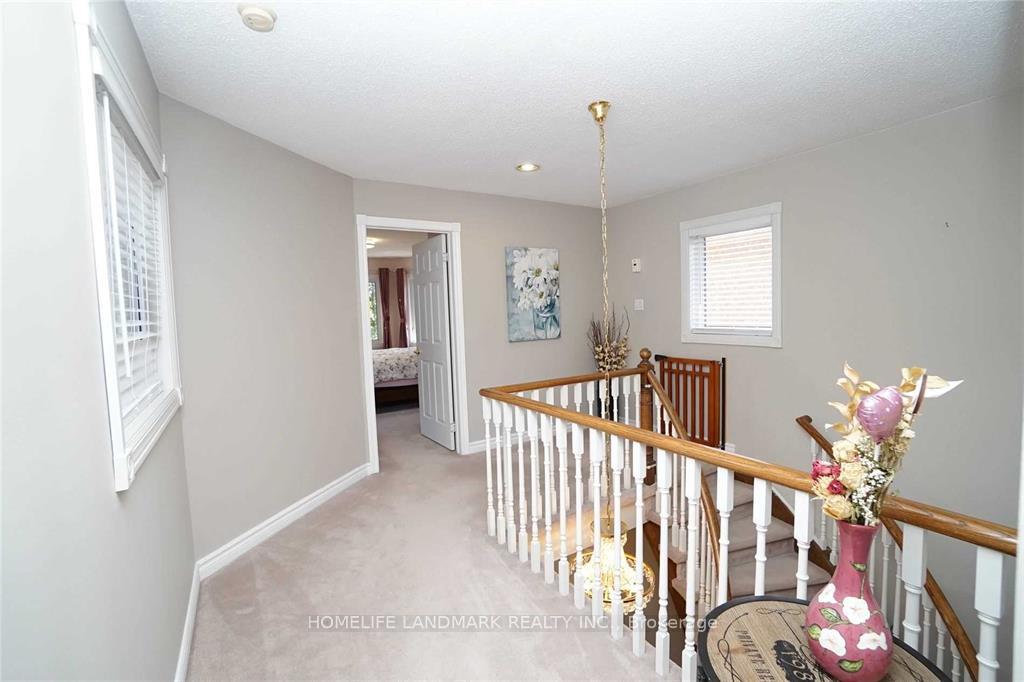 Photo 15 of 4887 Natkarni Crescent, Mississauga, East Credit — HOMEH