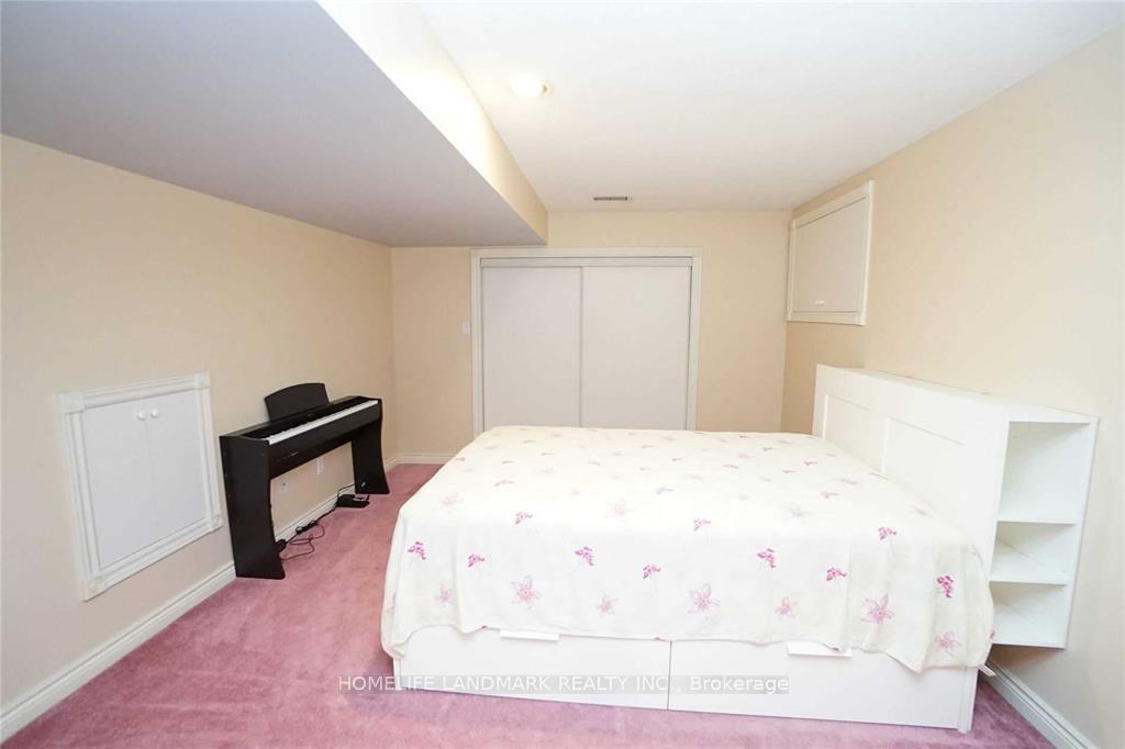 Photo 28 of 4887 Natkarni Crescent, Mississauga, East Credit — HOMEH