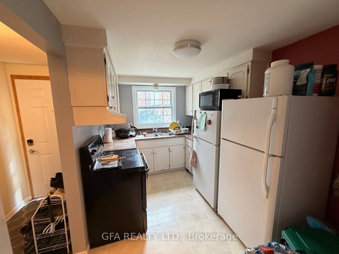 Photo 4 of Unit 38, 383 Edinburgh Road S, Guelph, Dovercliffe Park/Old University — HOMEH