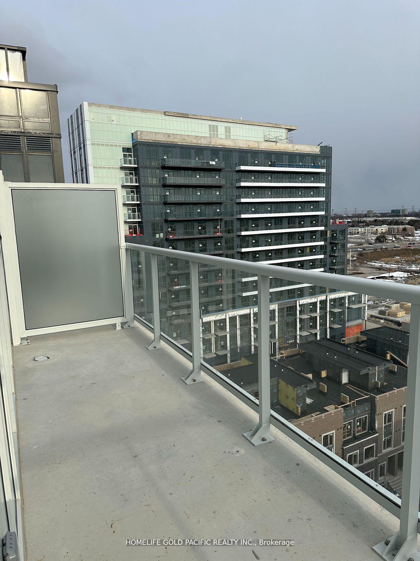 Photo 2 of Unit 705, 39 Honeycrisp Crescent, Vaughan, Concord — HOMEH
