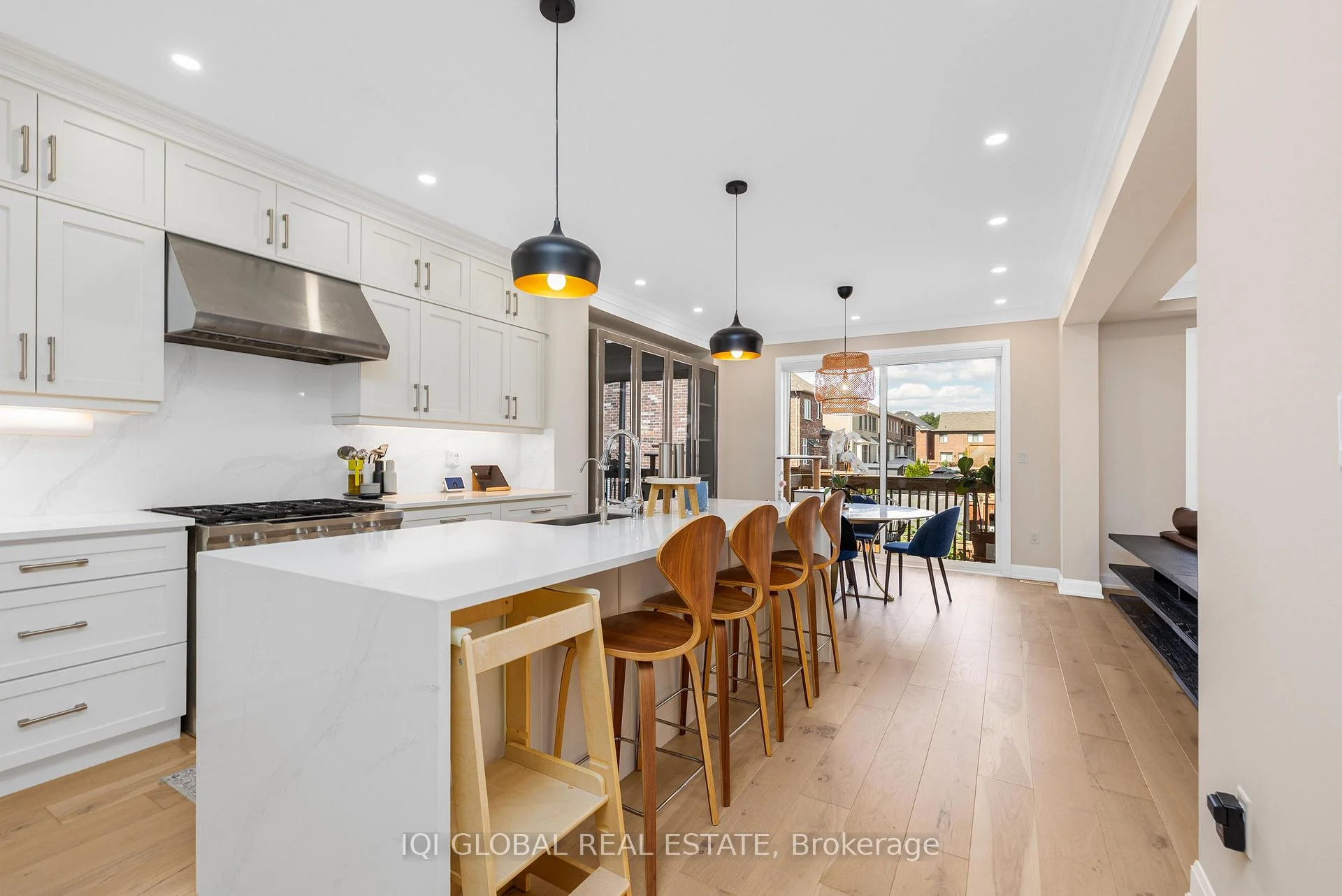 Photo 31 of 3329 Merion Gardens, Oakville, Glenorchy — HOMEH