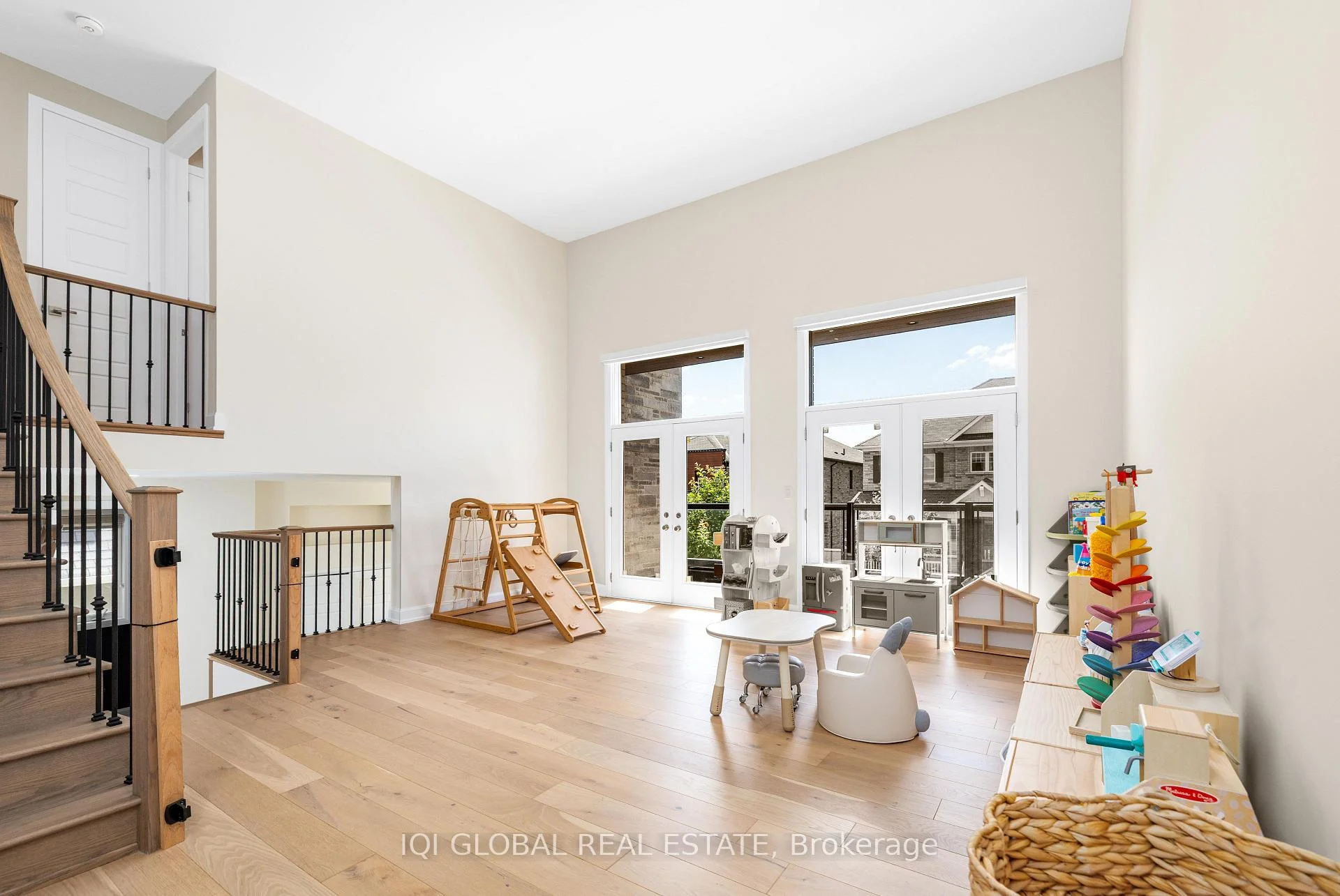 Photo 36 of 3329 Merion Gardens, Oakville, Glenorchy — HOMEH