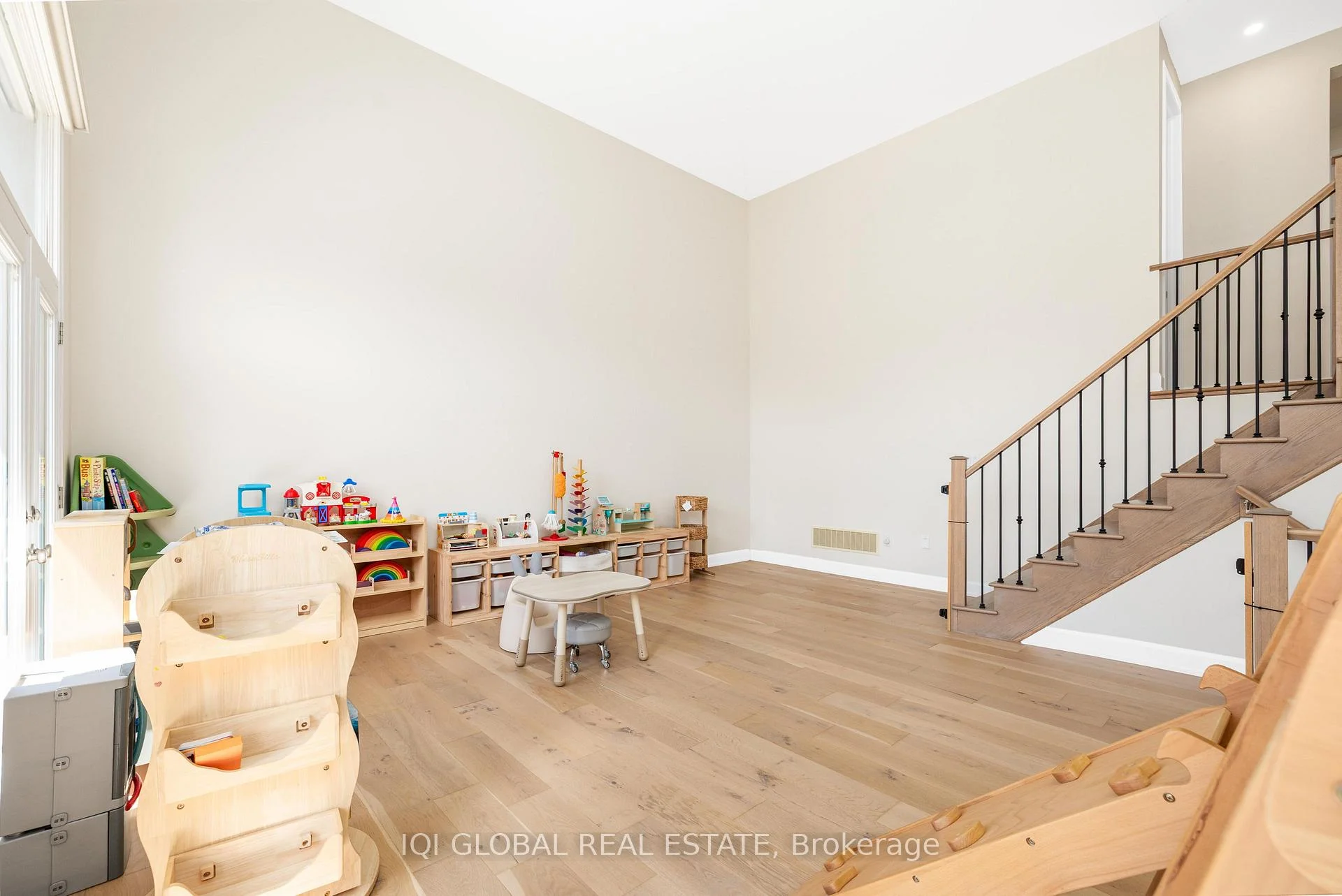 Photo 38 of 3329 Merion Gardens, Oakville, Glenorchy — HOMEH