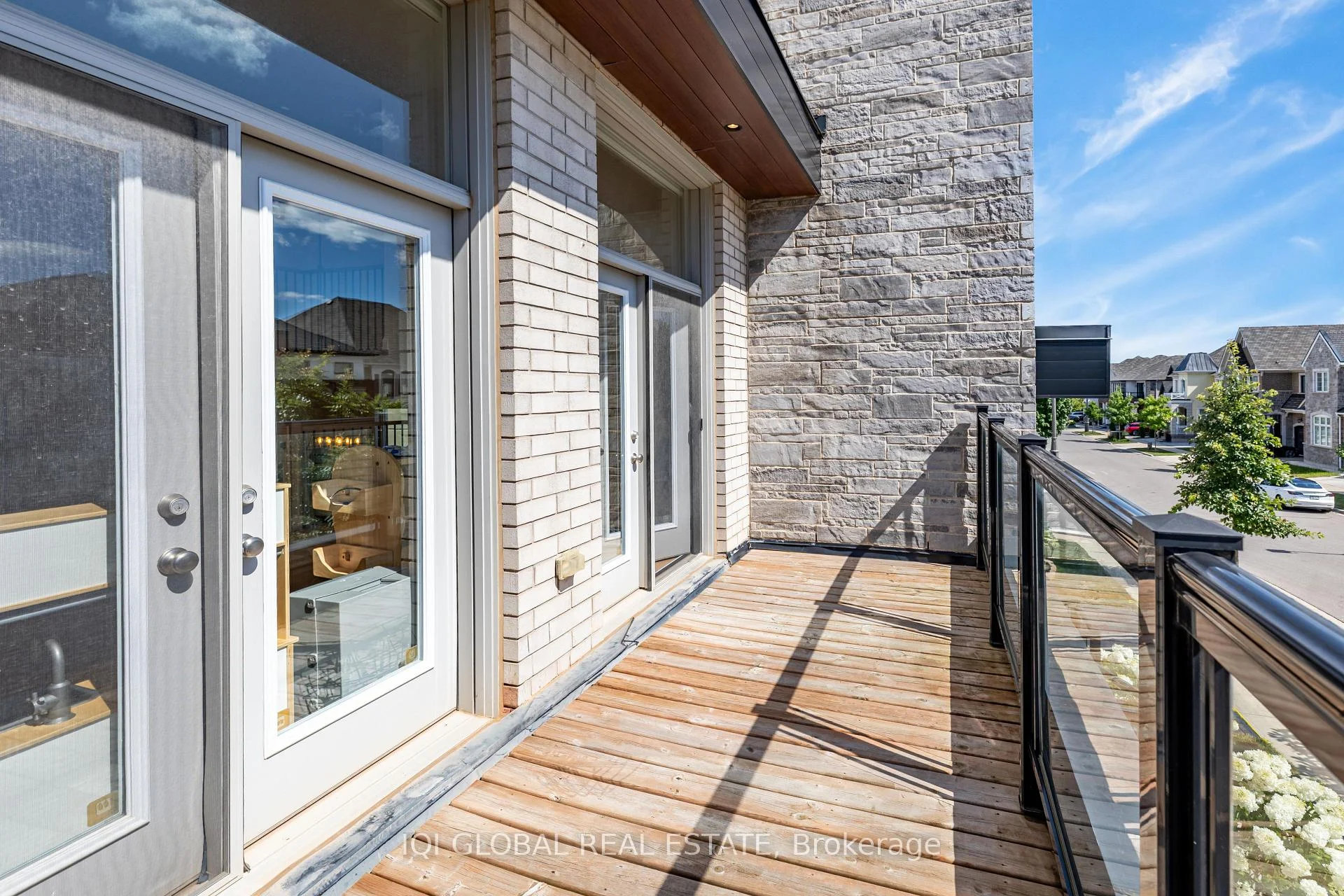 Photo 40 of 3329 Merion Gardens, Oakville, Glenorchy — HOMEH
