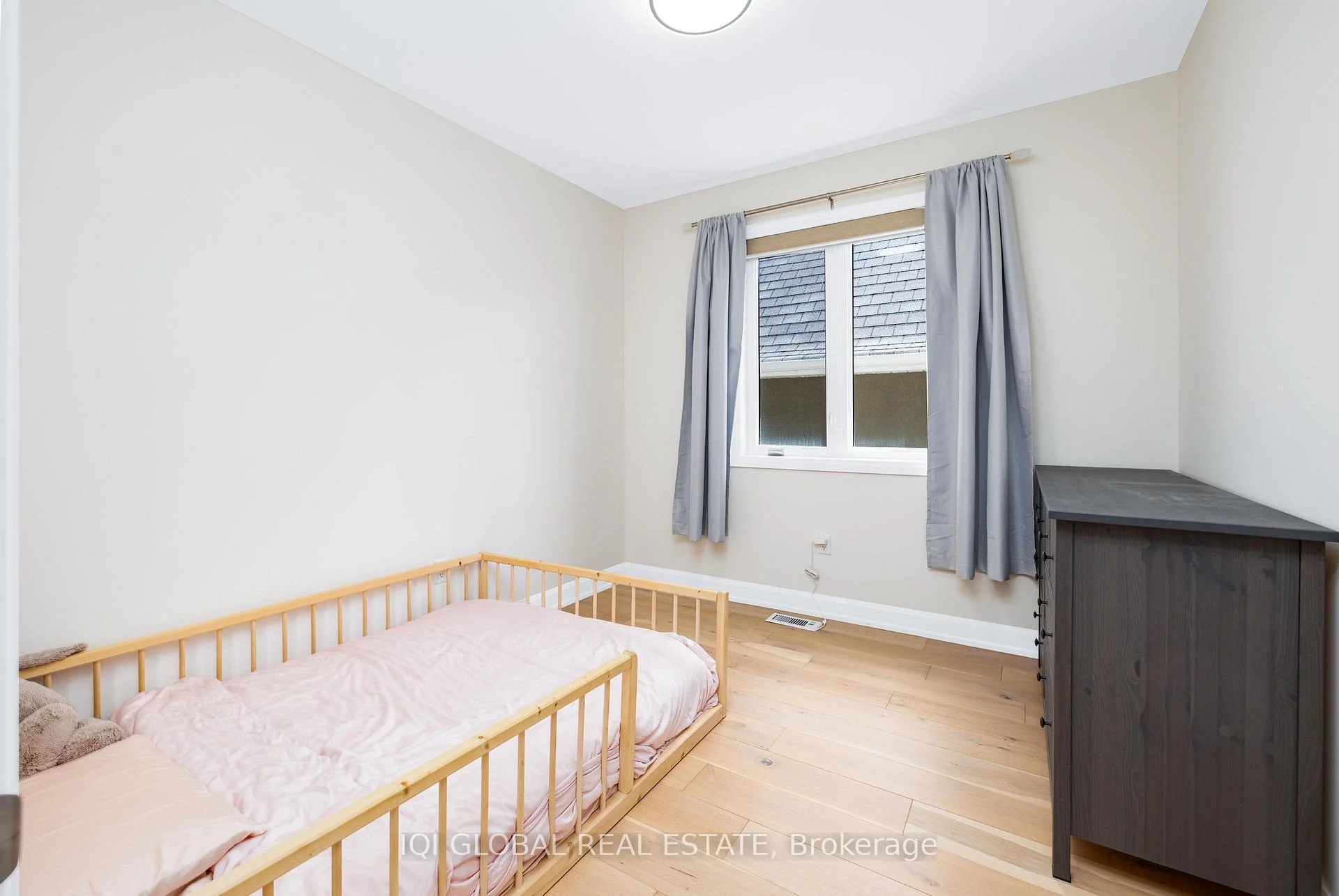Photo 55 of 3329 Merion Gardens, Oakville, Glenorchy — HOMEH