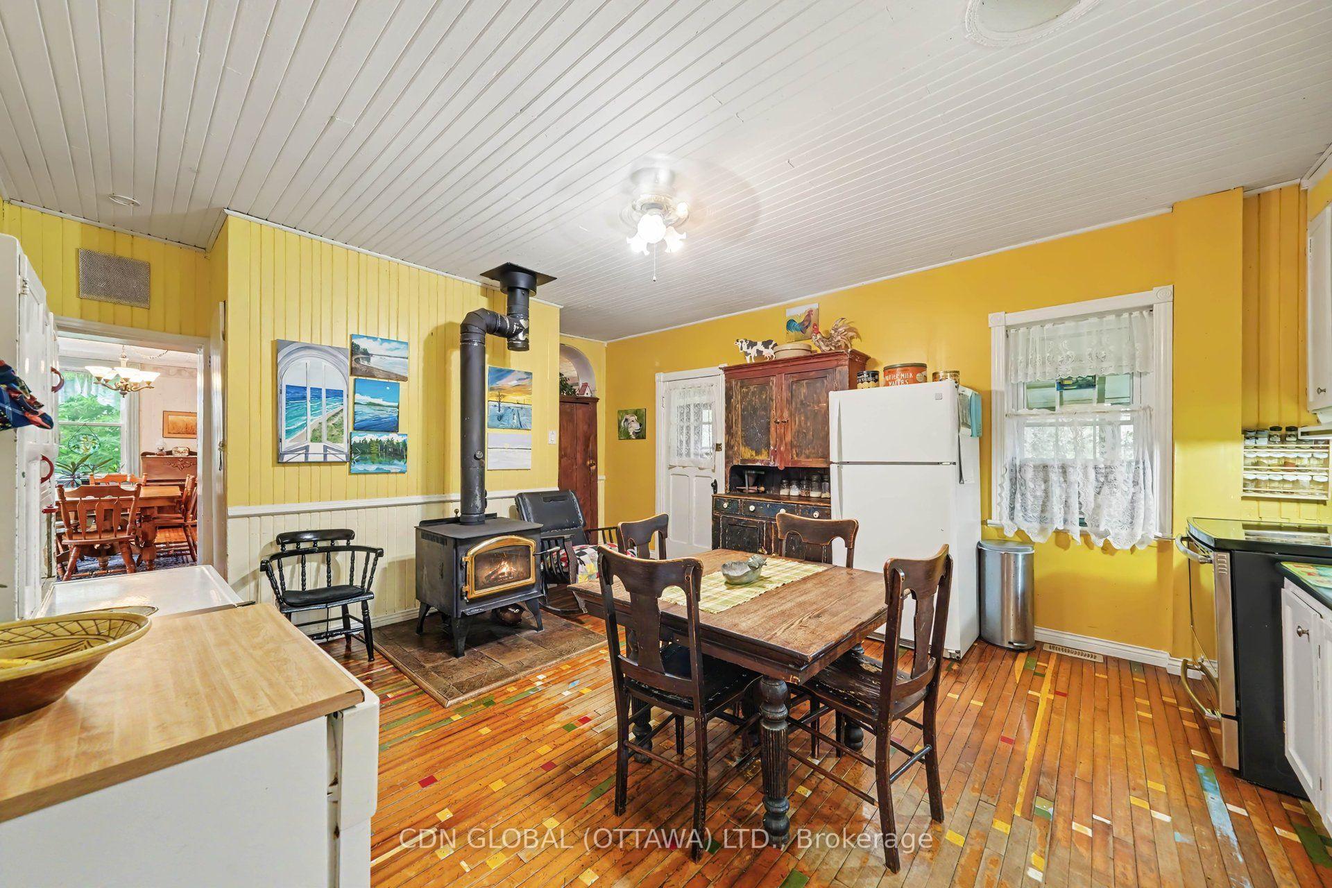 Photo 9 of 1495 York's Corners Road, Ottawa, Osgoode Twp North of Reg Rd 6 — HOMEH