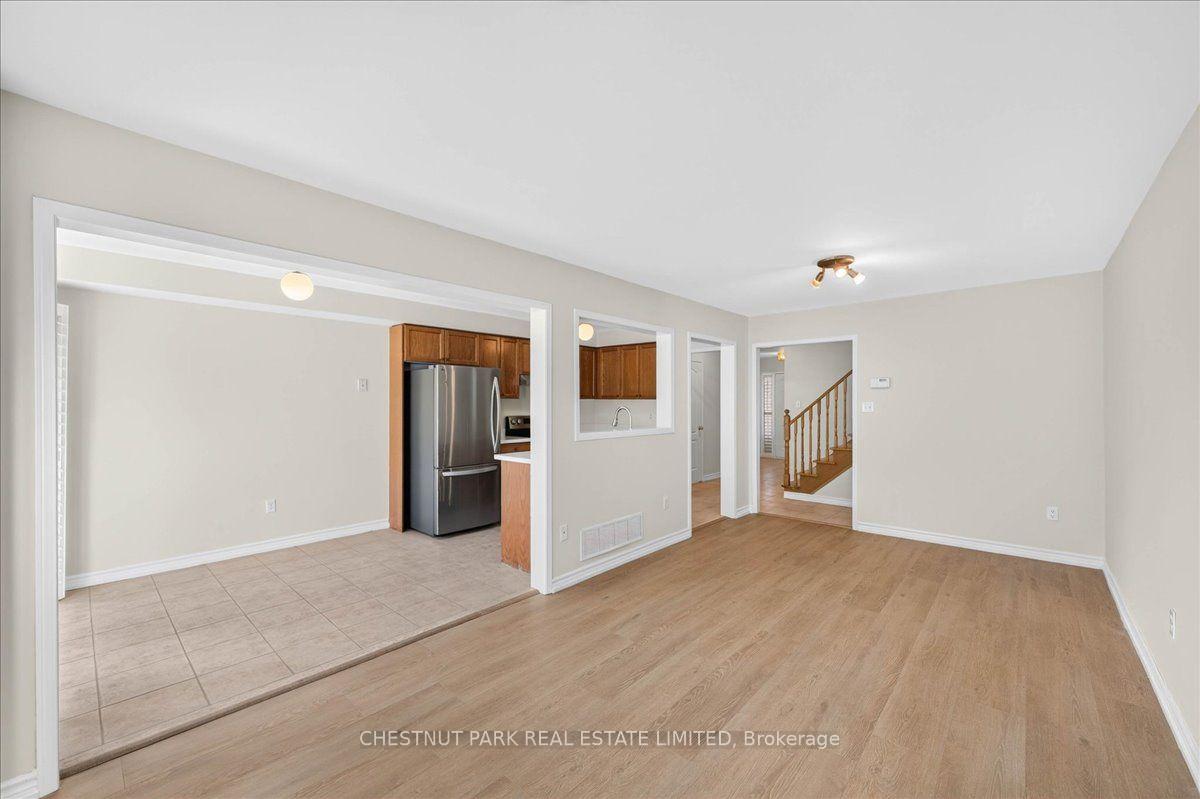 Photo 9 of 241 Banbrooke Crescent, Newmarket, Summerhill Estates — HOMEH