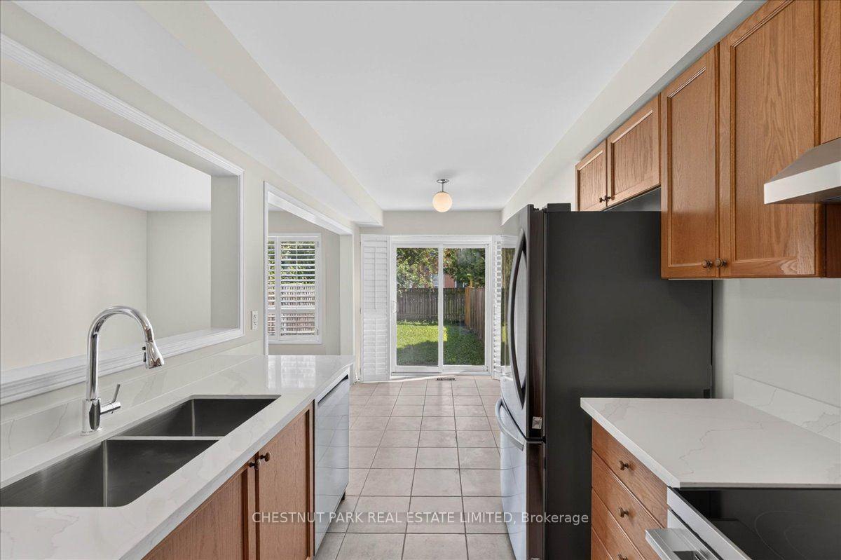 Photo 15 of 241 Banbrooke Crescent, Newmarket, Summerhill Estates — HOMEH