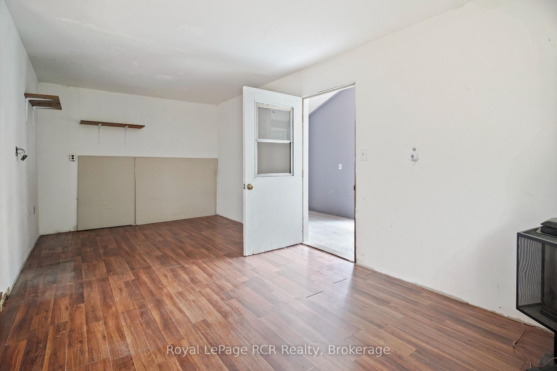 Photo 10 of 984 14 Concession E, Brockton — HOMEH
