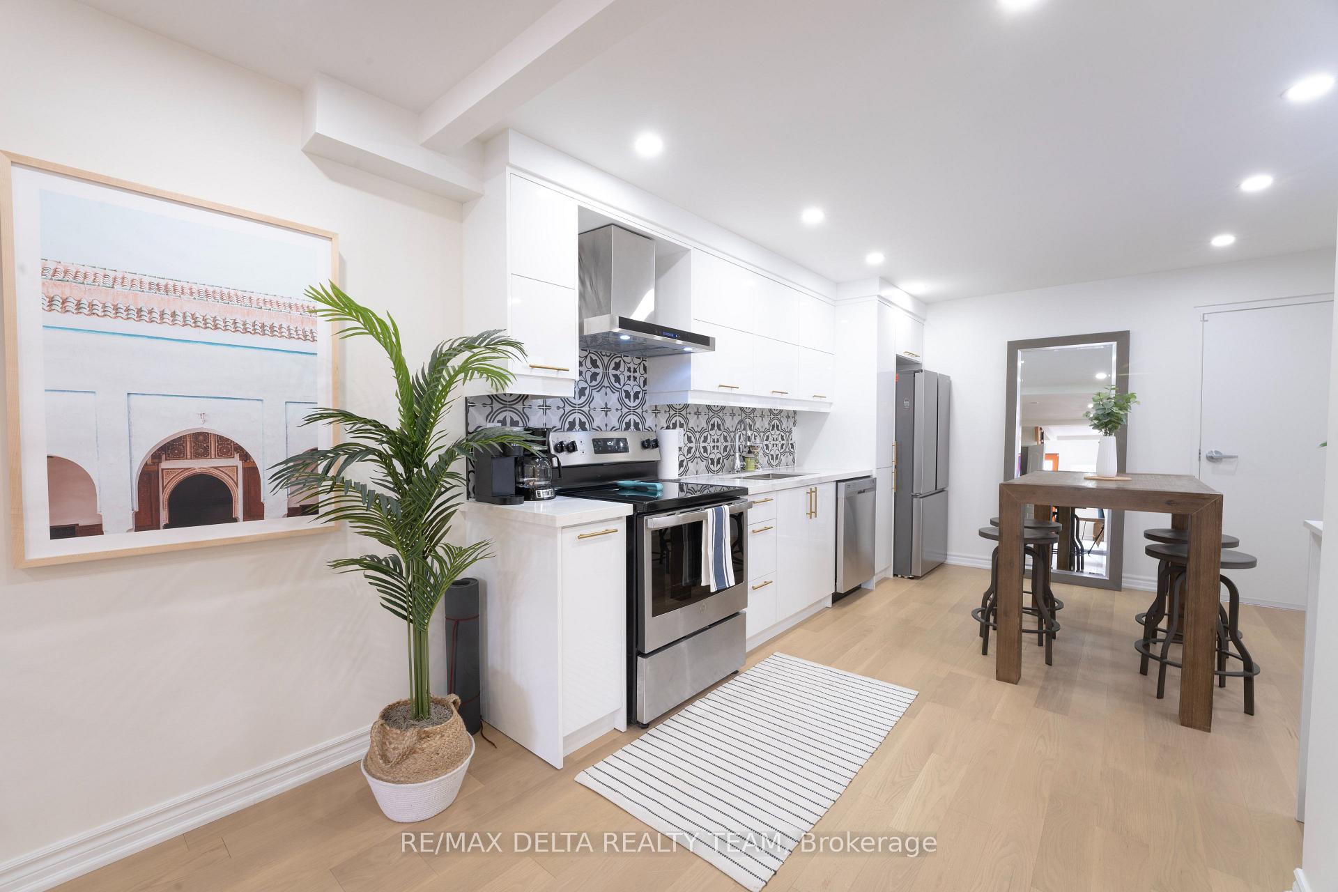 Photo 14 of 7 Craven Road, Toronto, Greenwood-Coxwell — HOMEH
