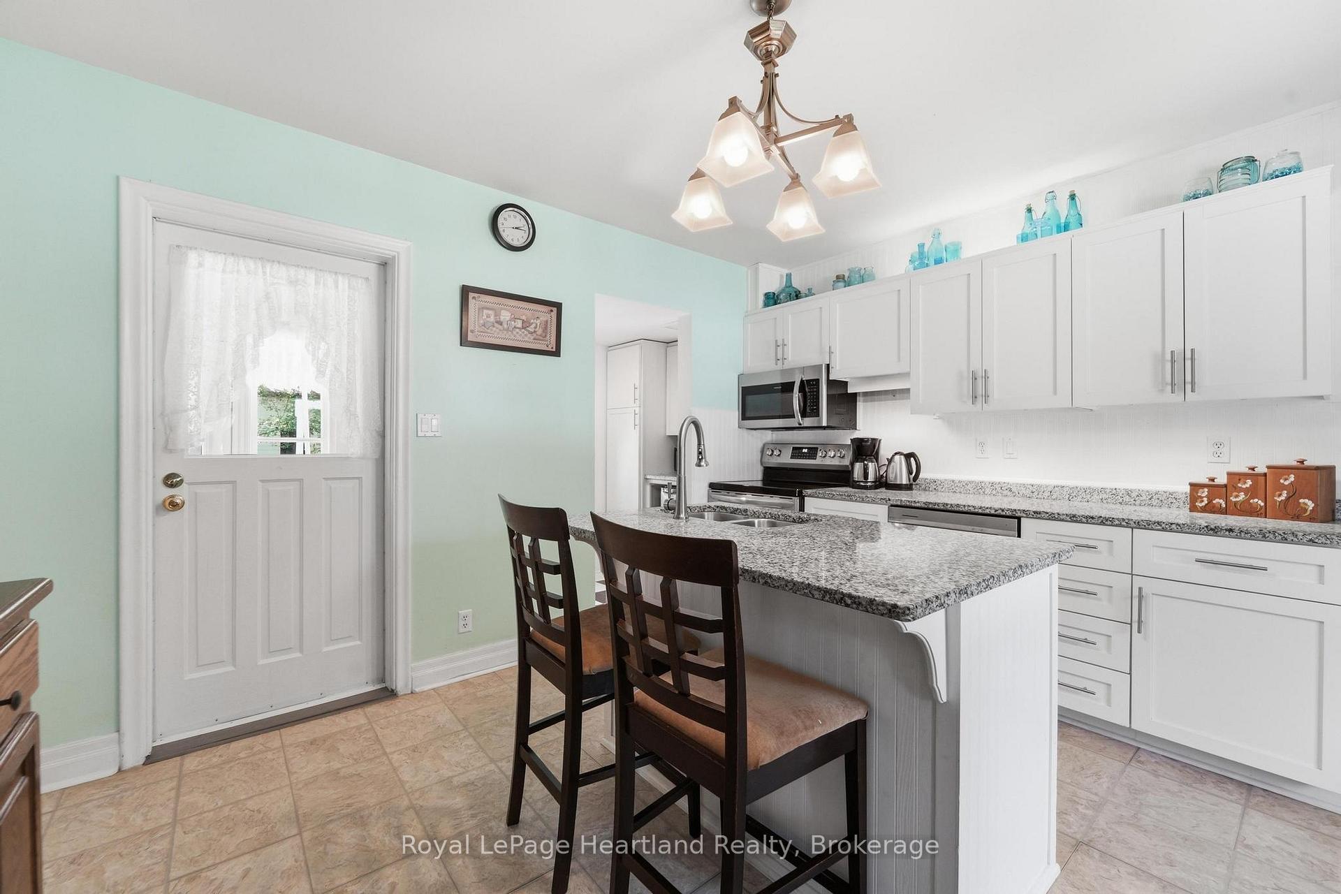 Photo 44 of 169 Ontario Street, Central Huron, Clinton — HOMEH
