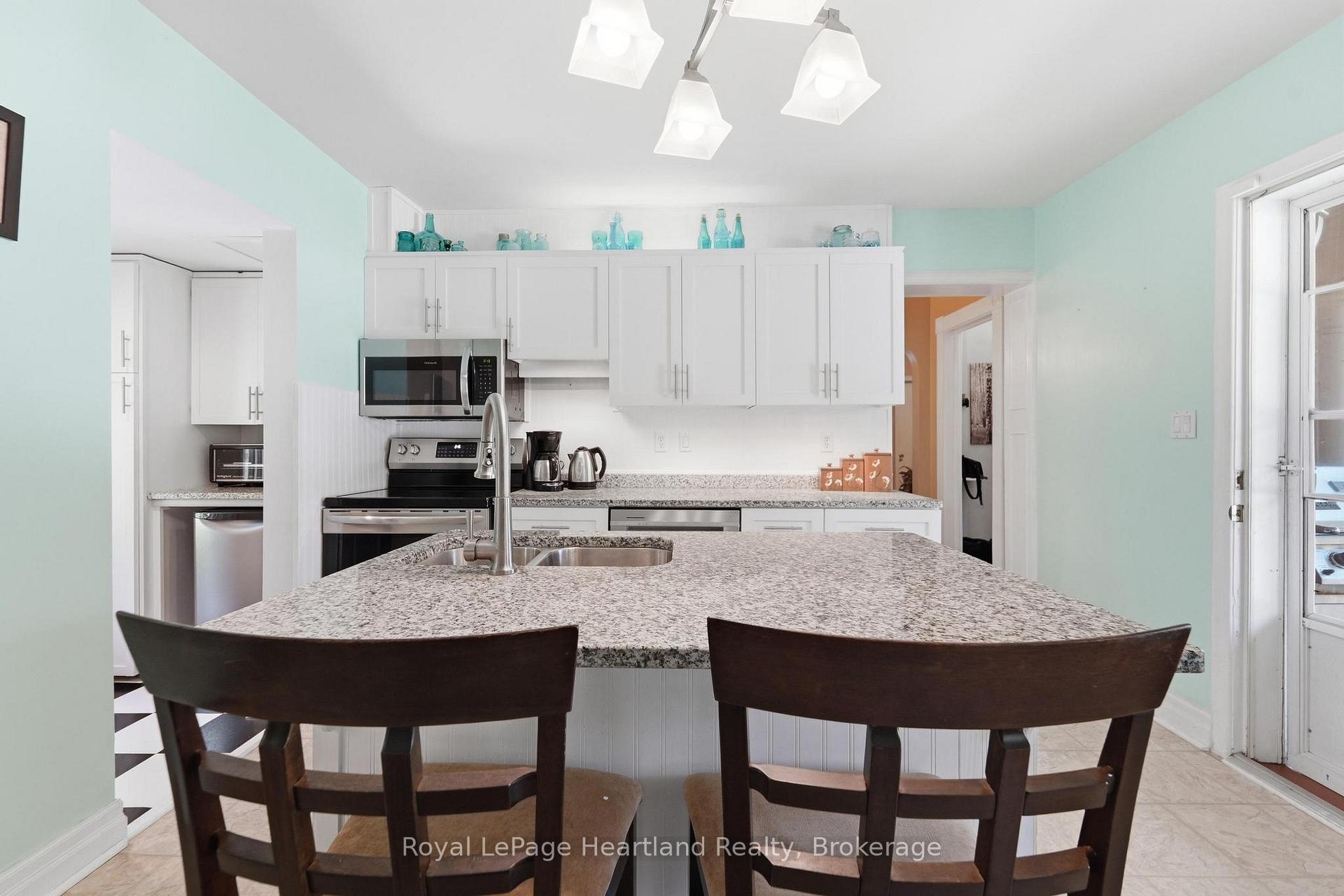 Photo 47 of 169 Ontario Street, Central Huron, Clinton — HOMEH