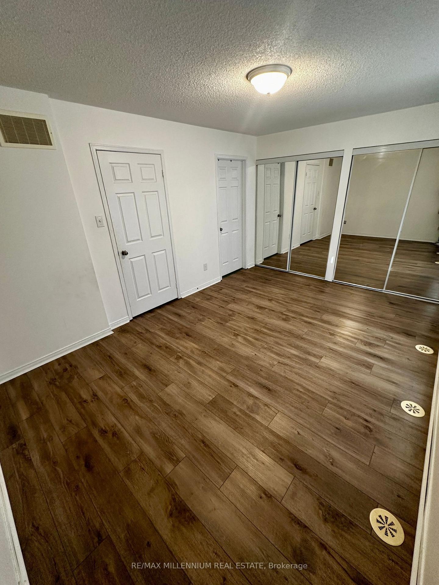Photo 25 of Unit 73, 3050 Erin Centre Boulevard, Mississauga, Churchill Meadows — HOMEH